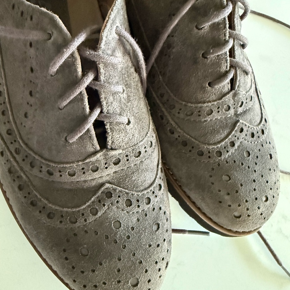 Earthies Gray Suede Flats